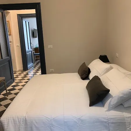 Santa Monica Apartment